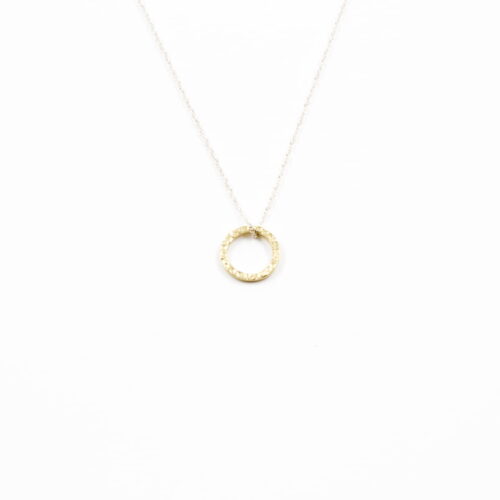 Messing Kettenanhänger 'Structural' gehämmert S