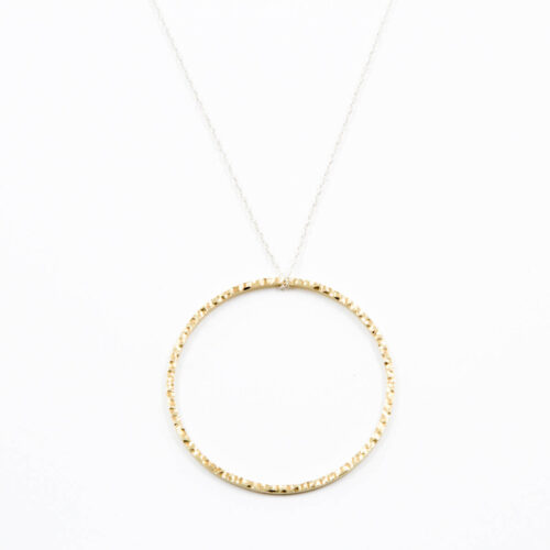 Messing Kettenanhänger 'Structural' gehämmert XXL